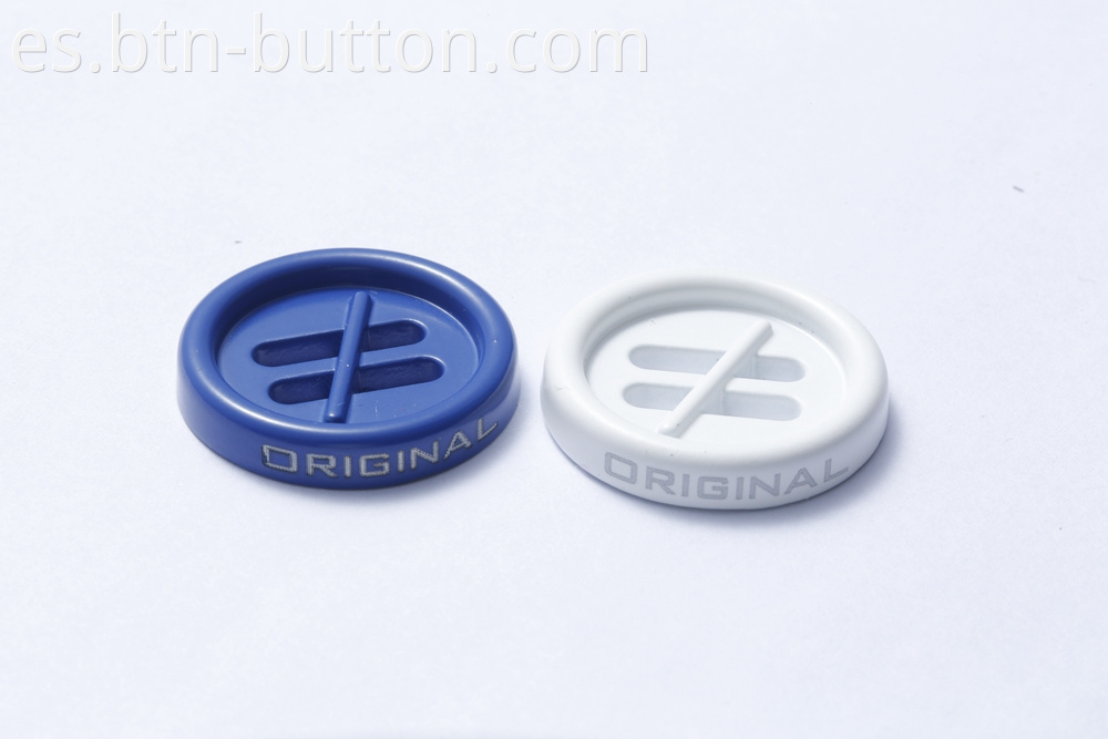 Metal buttons are used for denim clothes